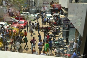 Baahubali 2 Hungama at RTC X Roads